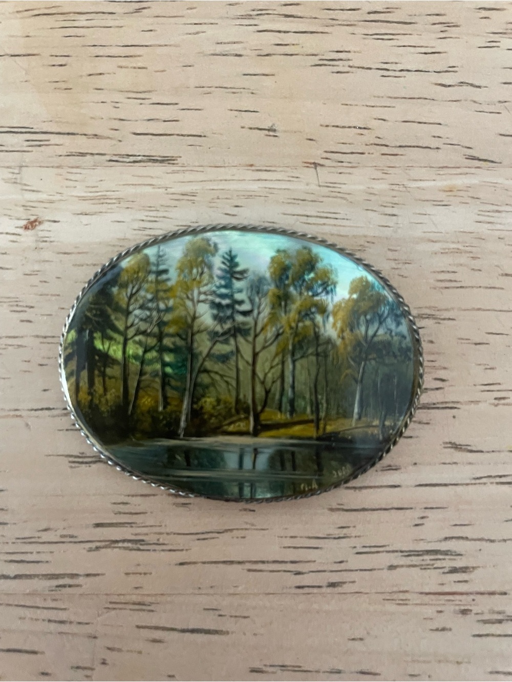 Vintage Russian Fedoskino Mother of Pearl Handpainted Brooch Pin